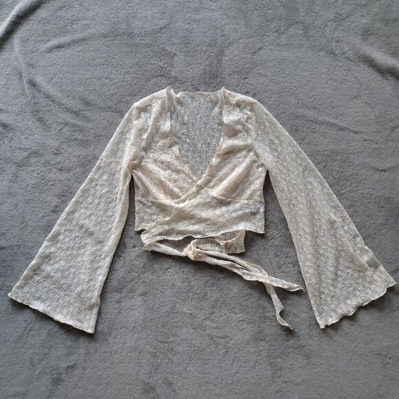 Cider Cream Lace Romantic Cropped Wrap Blouse w/Bell Sleeves Size XS - Picture 4 of 12
